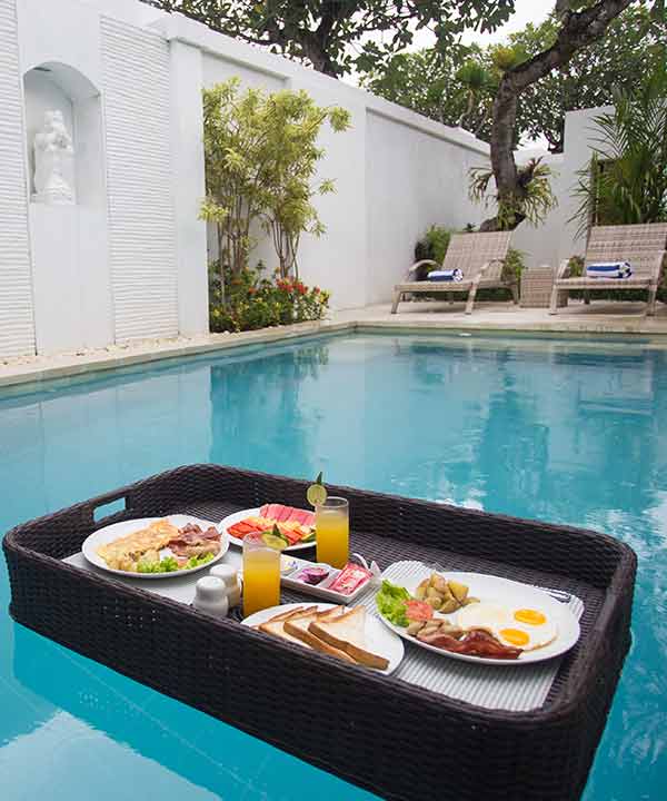 Floating Breakfast